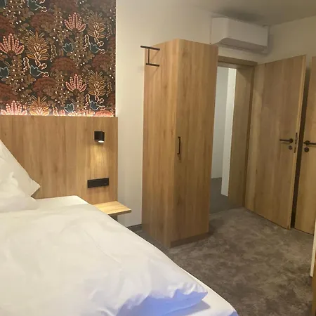 Akzent Schranne Отель 3*